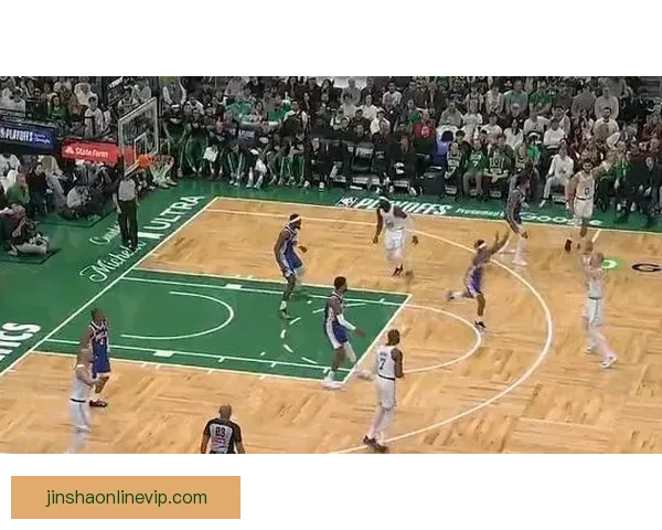 豪瑟里程碑成绿军队史第十位投中700三分球球员